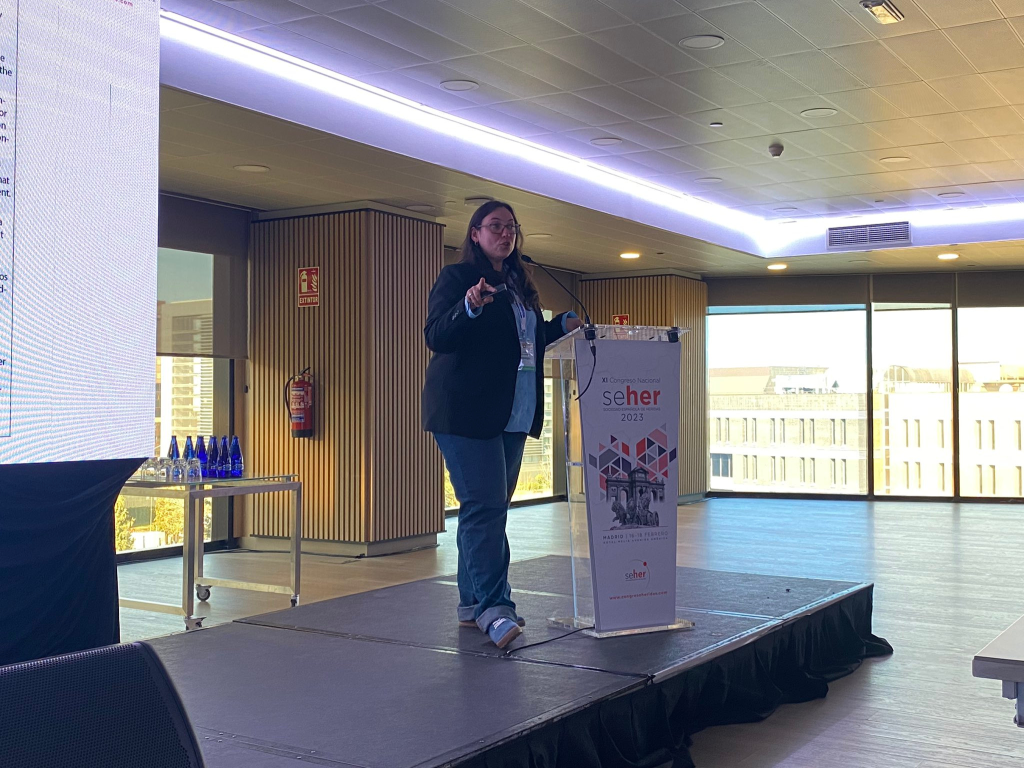 Foto ponencia SEHER urgencias y emergencias RRSS divulgación salud